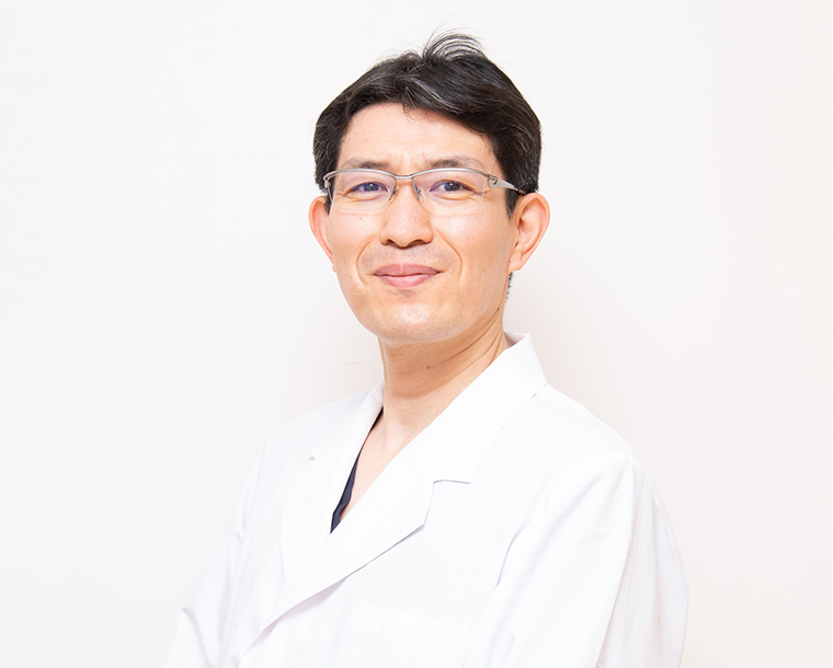 尾崎 智康 (おざき のりやす)